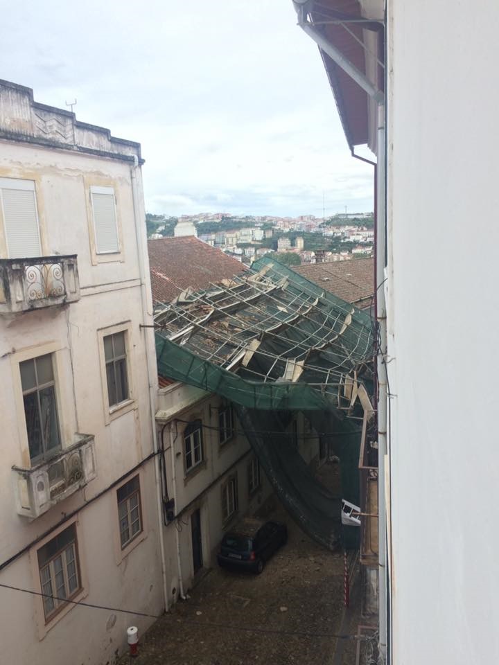 Imagem (Rui Velindro/Stop Coimbra) do que aconteceu na Couraça de Lisboa.