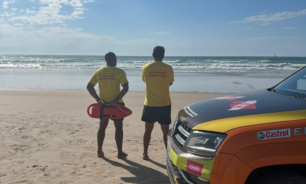 Duas Pessoas Arrastadas Por Agueiros Na Figueira Da Foz Not Cias De