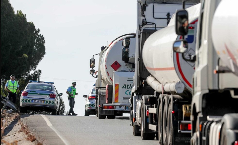 GNR Na Estrada Para Fiscalizar Transportes Mercadorias Perigosas